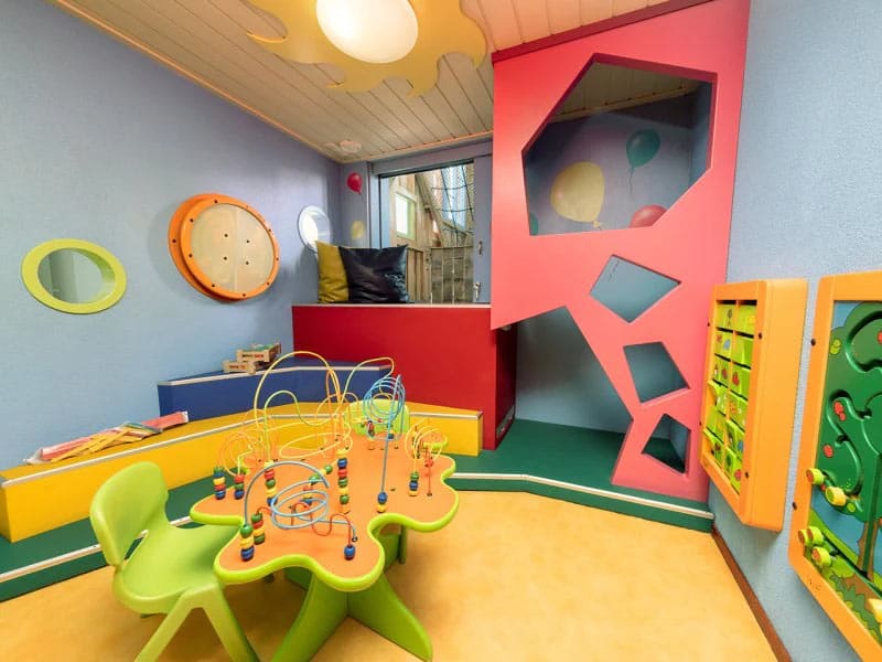 Impressie van de speelkamer in de Premium Kindercottage voor 4 personen op Center Parcs De Eemhof