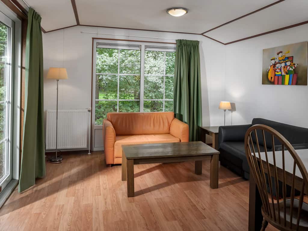 Impressie van het interieur van chalet LU4, een huisje voor 4 personen op Roompot Bospark Lunsbergen in Borger