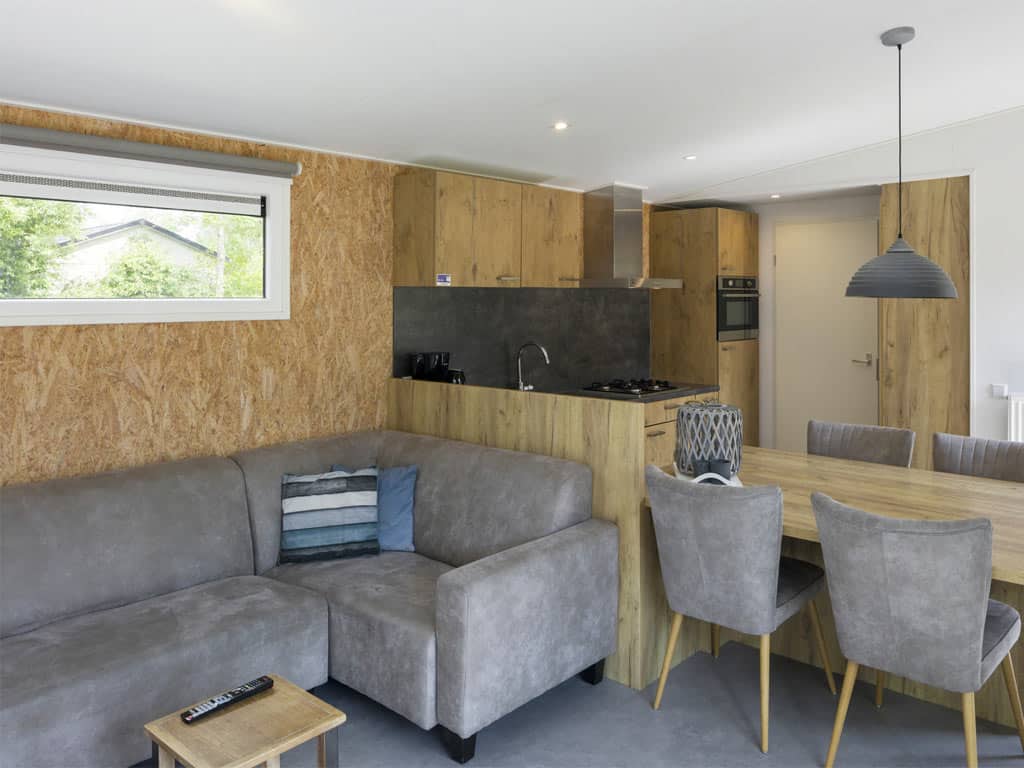 Impressie van het interieur in het 5-persoons chalet RPK6C op Roompot Beach Resort in Zeeland