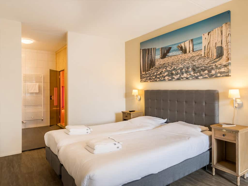 Impressie van een appartement met sauna bij Roompot Résidence Wijngaerde, voor een luxe vakantie in Domburg