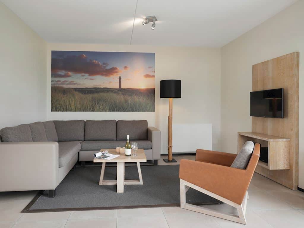 Impressie van de woonkamer in het 4-persoons huisje villa 4C op Landal Strand Resort Ouddorp Duin