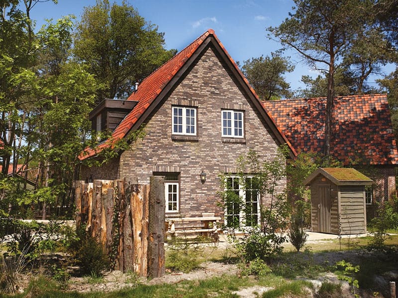 Impressie van Efteling Bosrijk waar het luxe Boshuys (met sauna) voor 8 personen is te vinden