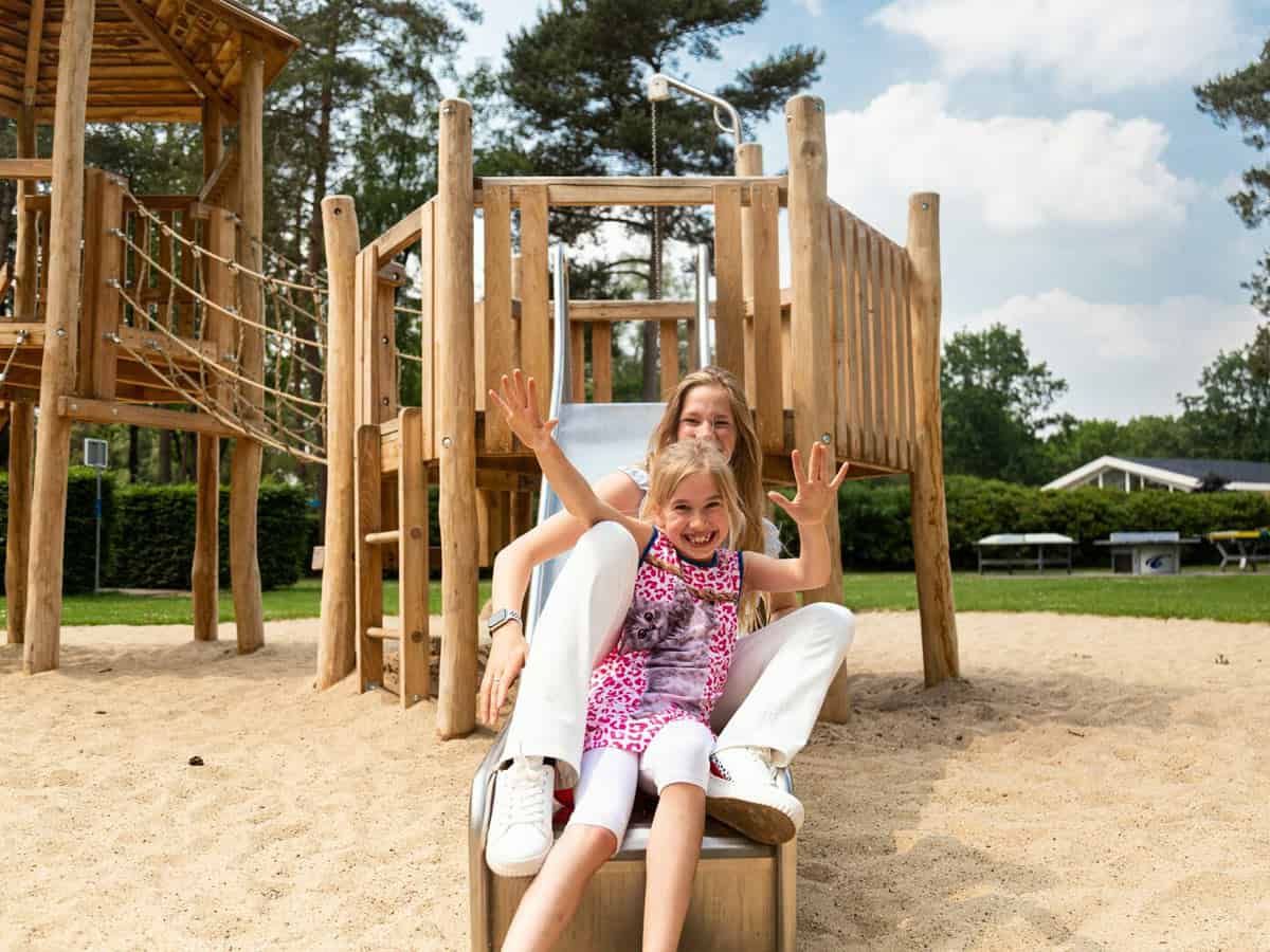 Impressie van TopParken Recreatiepark 't Gelloo in Ede, een vakantiepark op de Veluwe voor het hele gezin