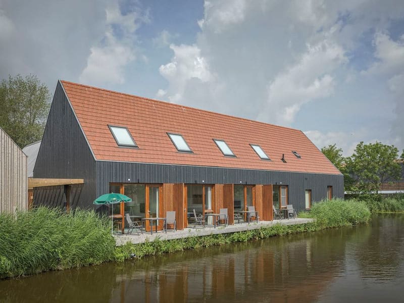 Impressie van de 2-persoons waterwoning 2C op Landal de Reeuwijkse Plassen