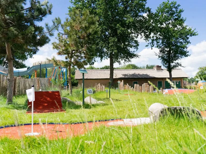Een foto van de midgetgolfbaan op het resort