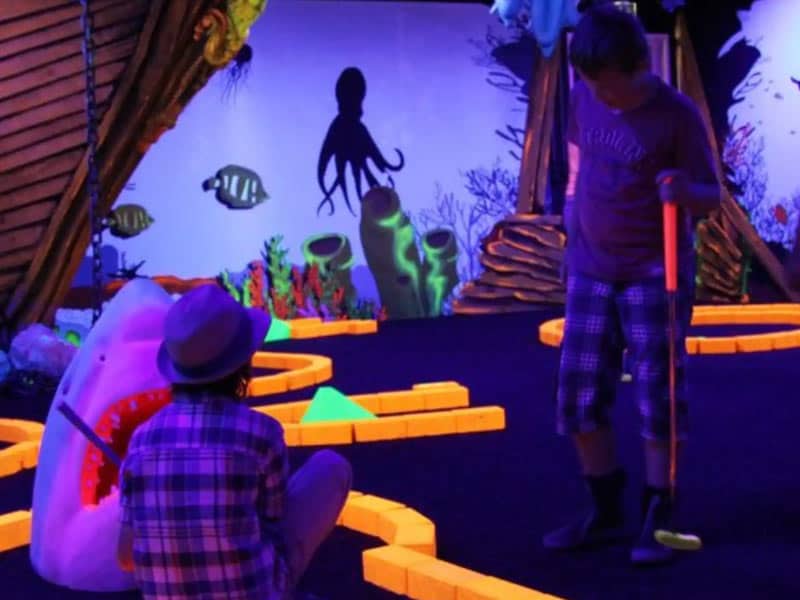 Impressie van Adventuredome dat op het resort is te vinden