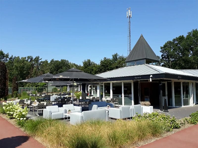 Terras op het park van EuroParcs in Lochem
