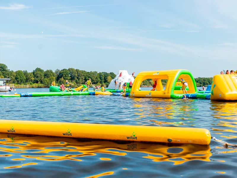 Impressie van Aquapark Leukermeer dat in de zomer is geopend