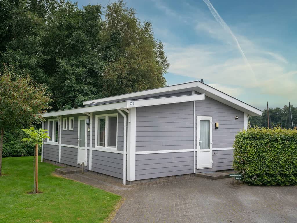Impressie van het comfort chalet voor 4 personen op Summio Waterpark De Bloemert 4B2