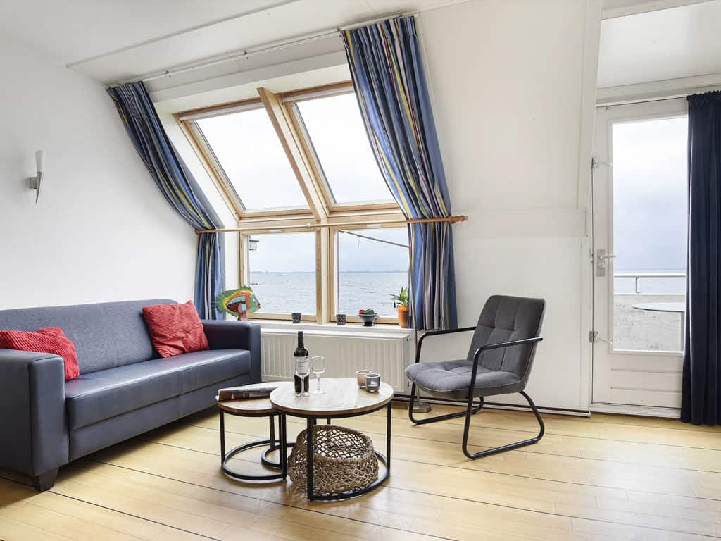 Impressie van de woonkamer in het appartement voor 6 personen op Summio Parc Port Greve 6SA in Zeeland