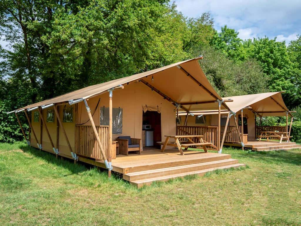 Impressie van de safaritent voor 4 tot 5 personen 4-5S1 op Landal Gooise Heide in Huizen