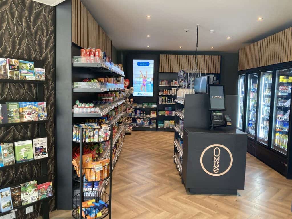 Impressie van een onbemande parkshop zoals deze bij EuroParcs verschijnen