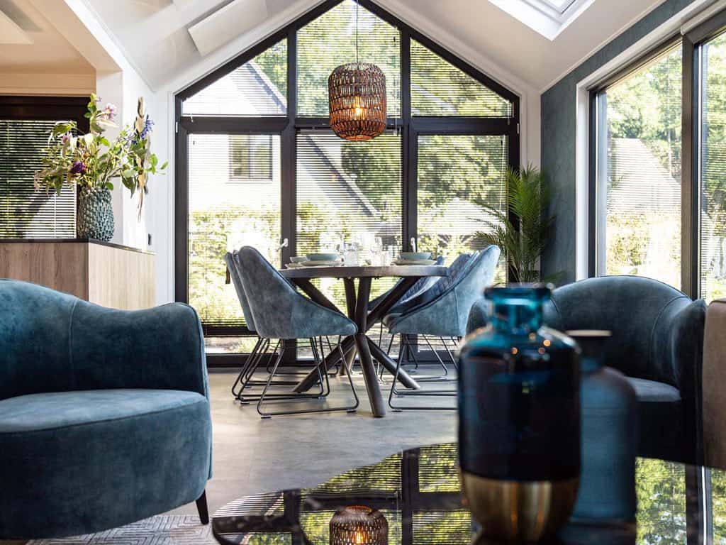 Impressie van de inrichting van een van de lodges op TopParken Résidence Lage Vuursche