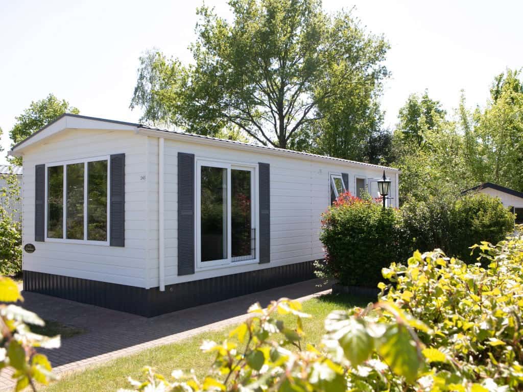 Impressie van chalet Cosmos voor 5 personen bij Ardoer Vakantiepark 't Rheezerwold in Hardenberg