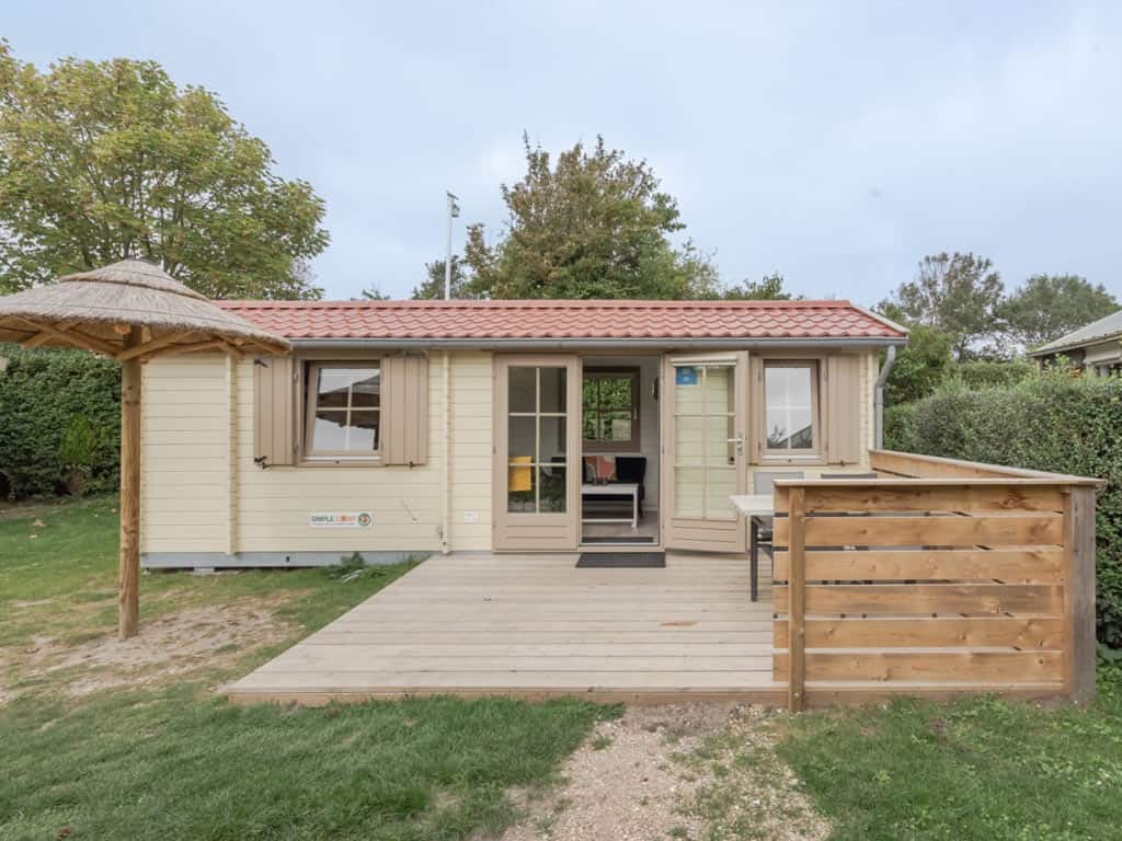 Impressie van kampeerchalet de Zeearend voor 4 personen bij RCN Toppershoedje in Ouddorp