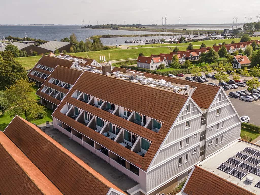 Impressie van het complex met het Senno appartement voor 6 personen op Summio Parc Aquadelta in Bruinisse
