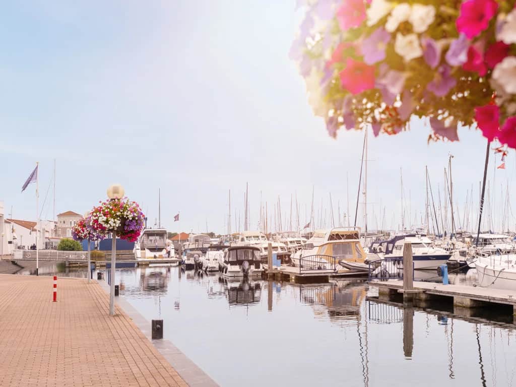 Impressie van de jachthaven bij Summio Marina Port Zélande in Ouddorp, een voormalig park van Roompot