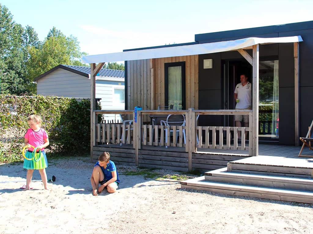 Impressie van chalet Parnassia voor 4 personen op Molecaten Park Rondeweibos in Rockanje