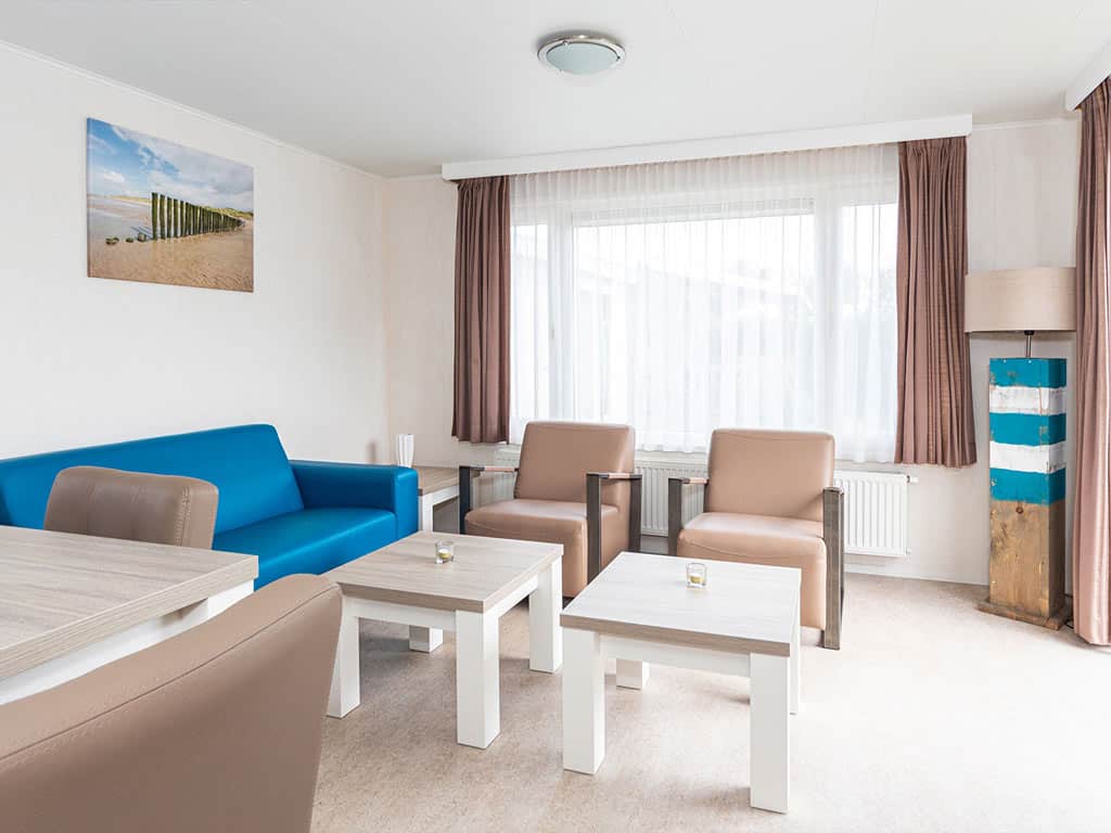 Impressie van het interieur van het 5-persoons chalet Beachhome op camping Molecaten Park Hoogduin