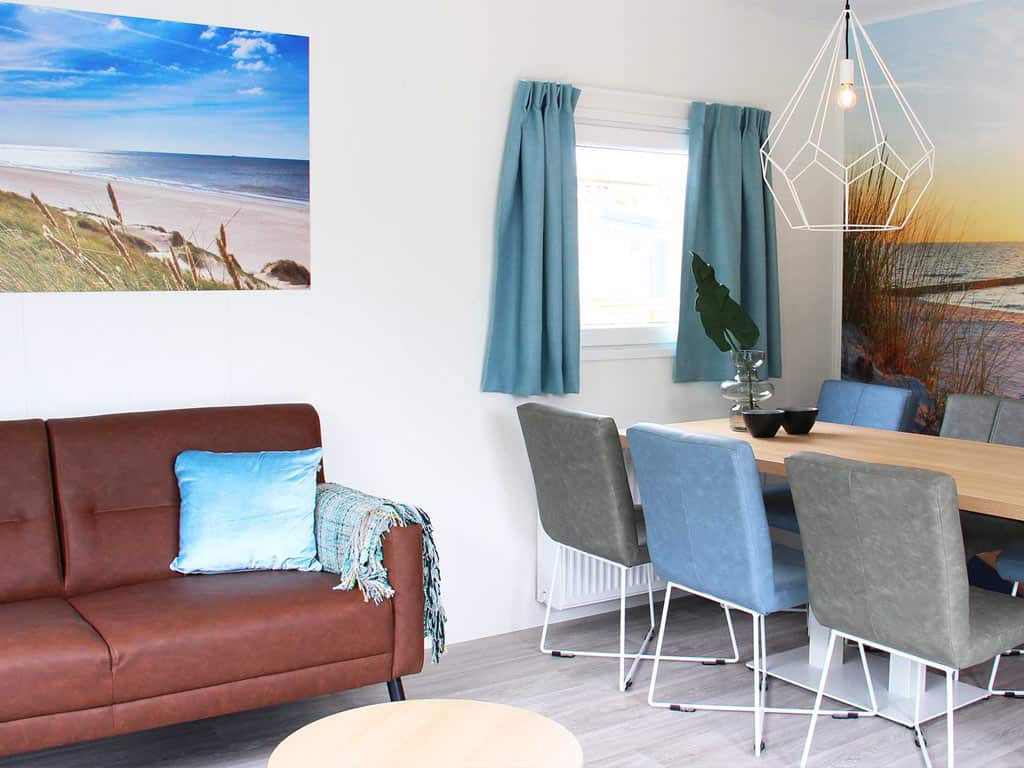 Impressie van het interieur in het 6-persoons chalet Patrijs Plus op Molecaten Park Noordduinen, Katwijk aan Zee