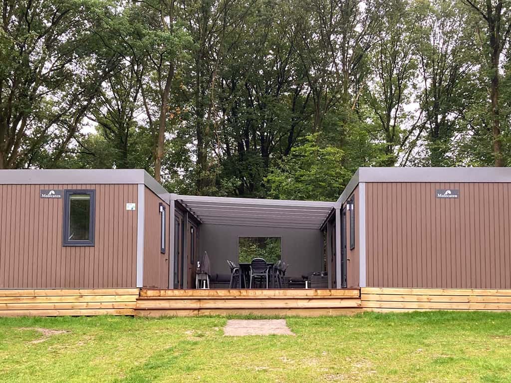 Impressie van chalet Hazelaar, een vakantiehuisje voor 12 personen op Molecaten Park De Koerberg in Heerde op de Veluwe
