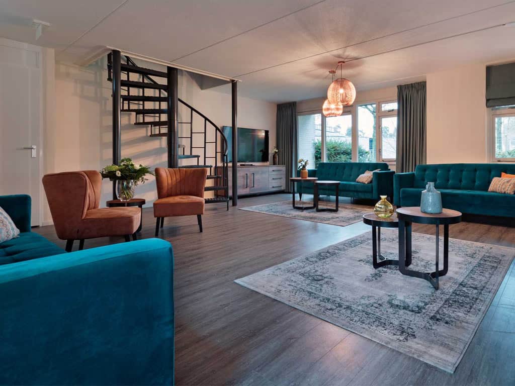 Impressie van het interieur van de 20-persoons groepsaccommodatie Beuk in Leersum op Molecaten Park Landgoed Ginkelduin