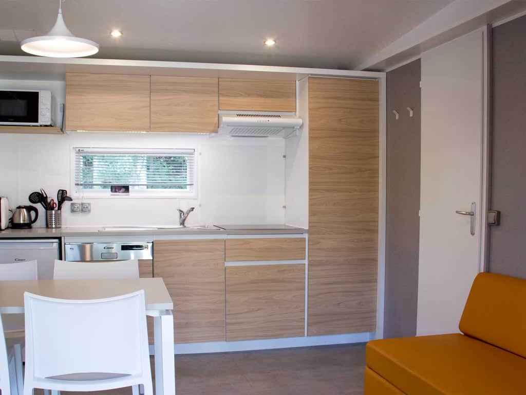 Impressie van het interieur van het 4-persoons chalet Kamille op Molecaten Park De Agnietenberg