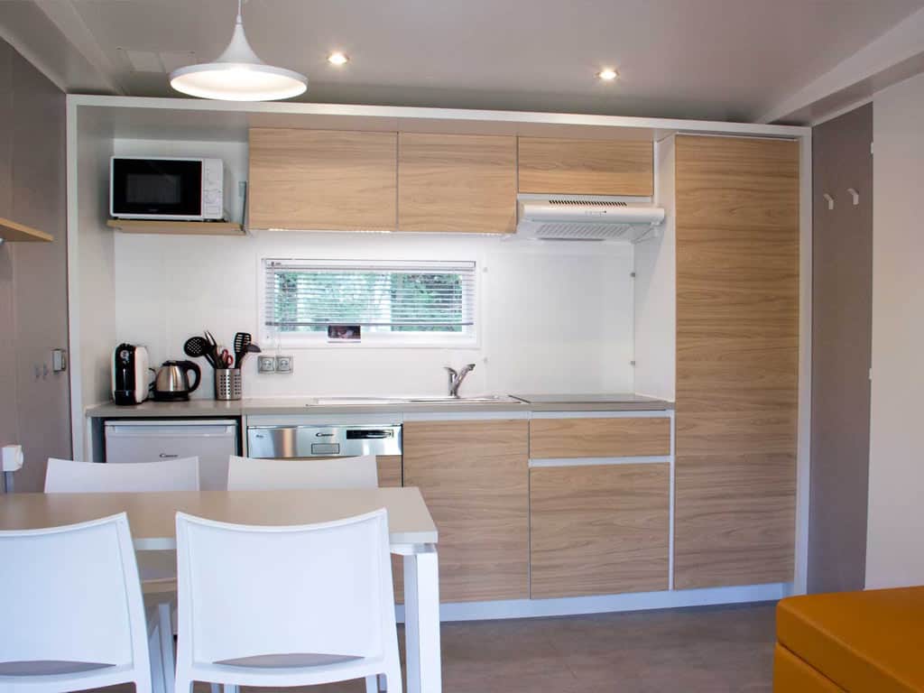 Impressie van de inrichting van het 4-persoons chalet Kamille op Molecaten park Kuierpad in Drenthe