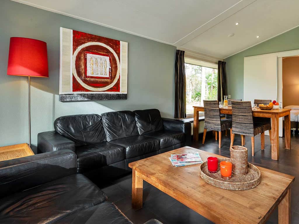 Impressie van het interieur in het 4-persoons vakantiehuisje Molecaten op Molecaten Park De Leemkule