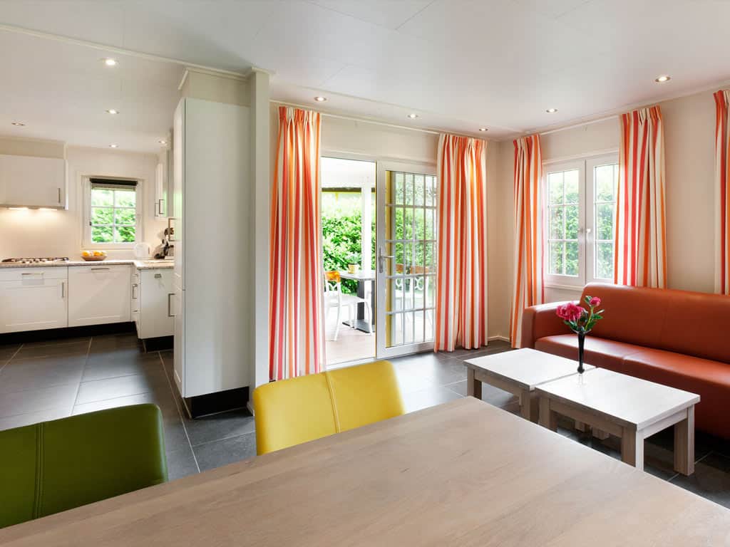Impressie van het interieur in het 4-persoons vakantiehuisje Spieker op Molecaten Park De Leemkule