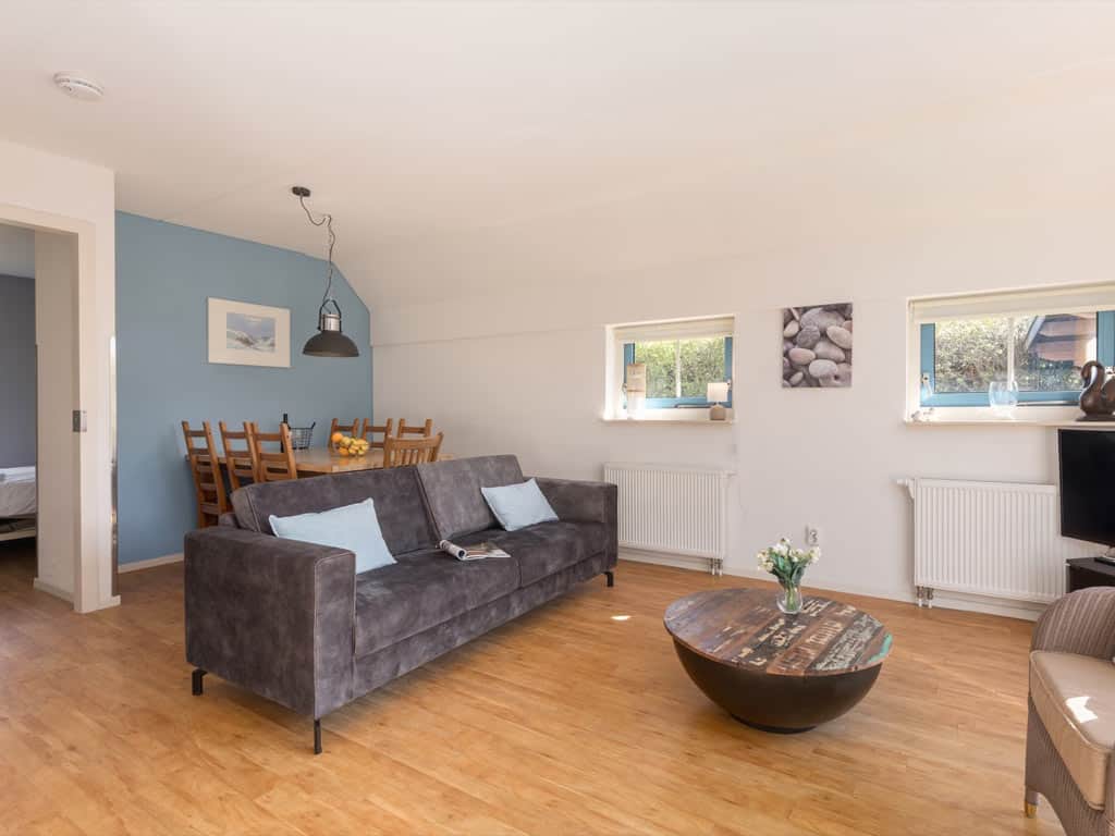 Impressie van de inrichting van de 6-persoons bungalow T6AM op Roompot Kustpark Texel