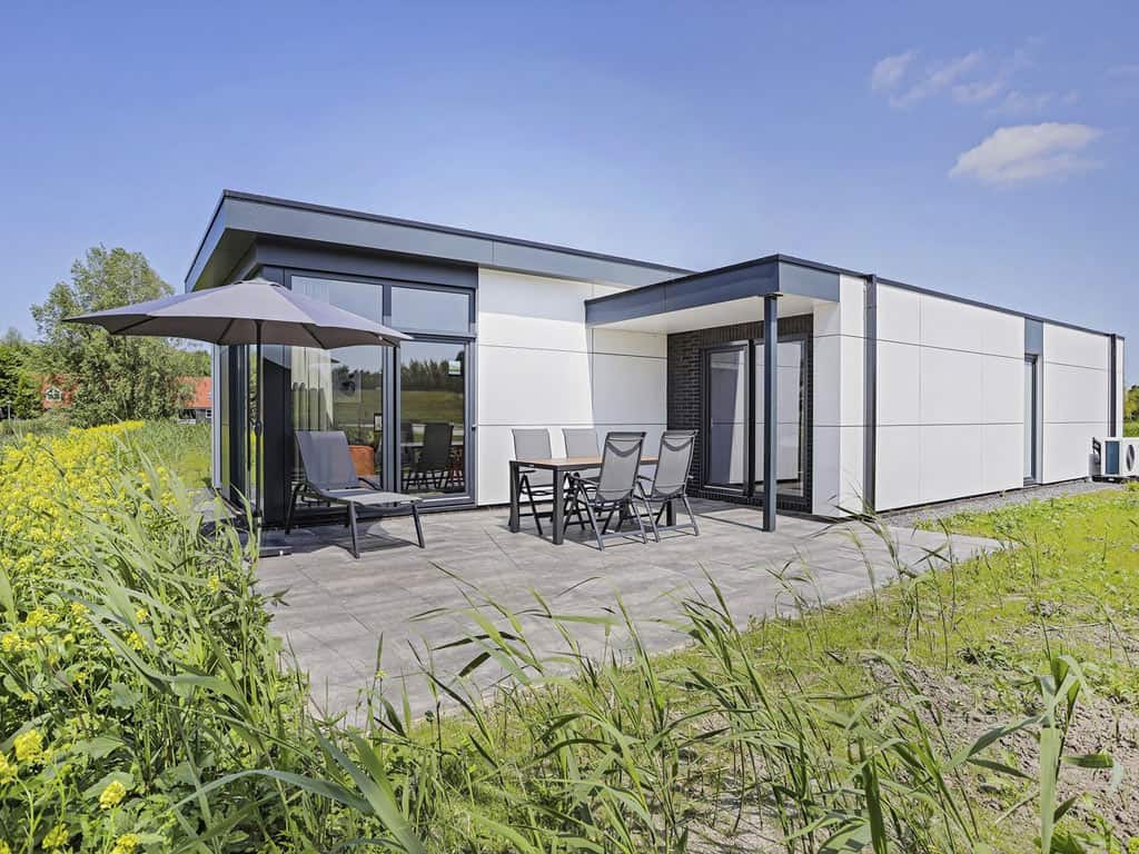 Impressie van de extra luxe Landal Waterparc Veluwemeer 4ELW wellness bungalow voor 4 personen in Biddinghuizen