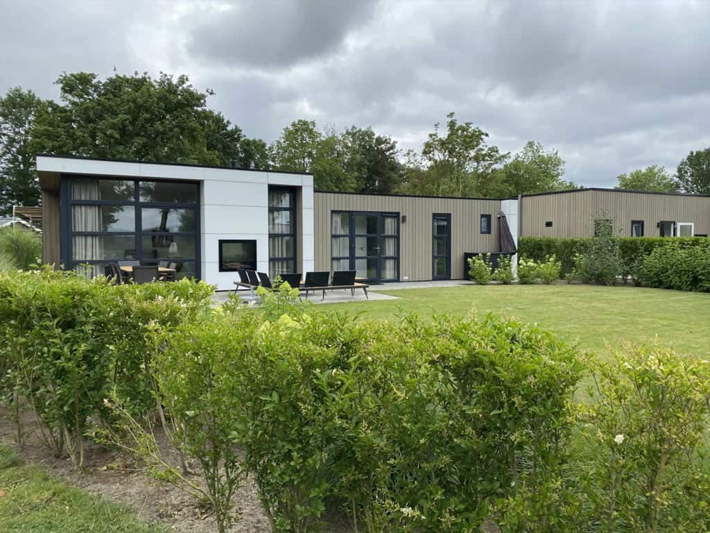 Impressie van chalet Cube Maximaal Plus 6 voor 6 personen op EuroParcs Bad Hoophuizen in Hulshorst