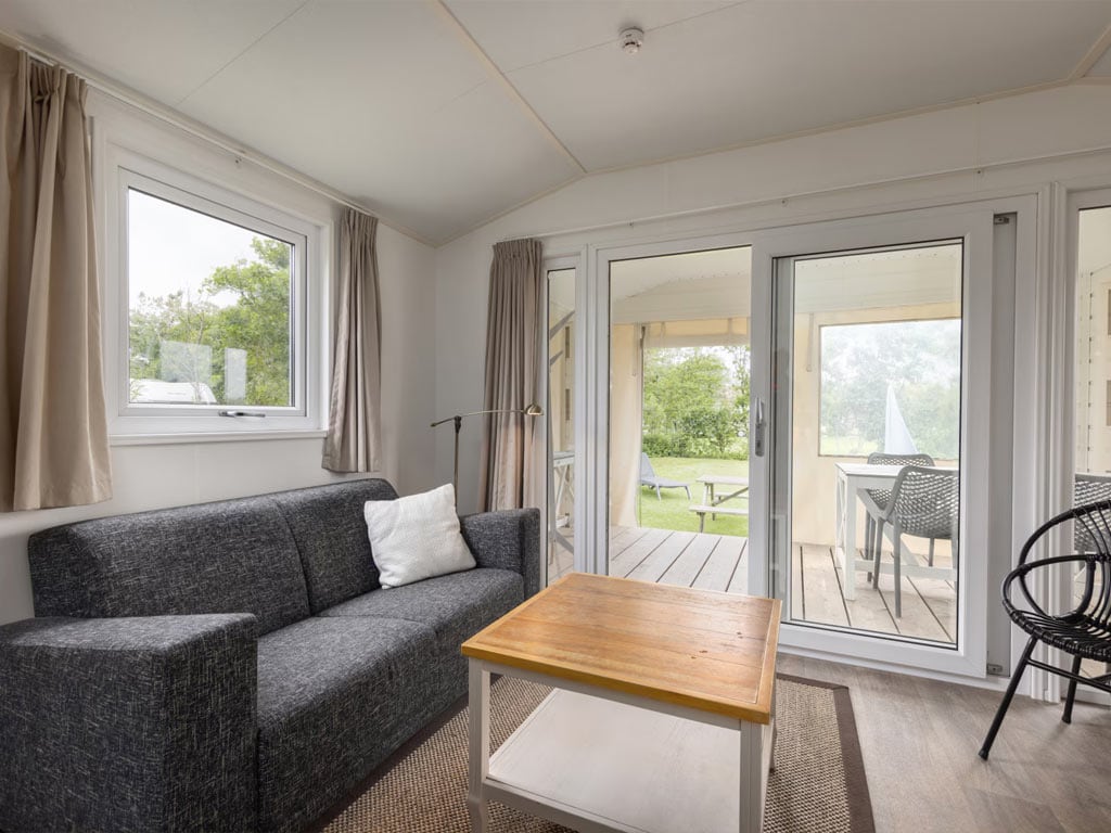 Impressie van de inrichting van een chalet 4A voor 4 personen op Roompot Vakantiepark Callassande in Callantsoog
