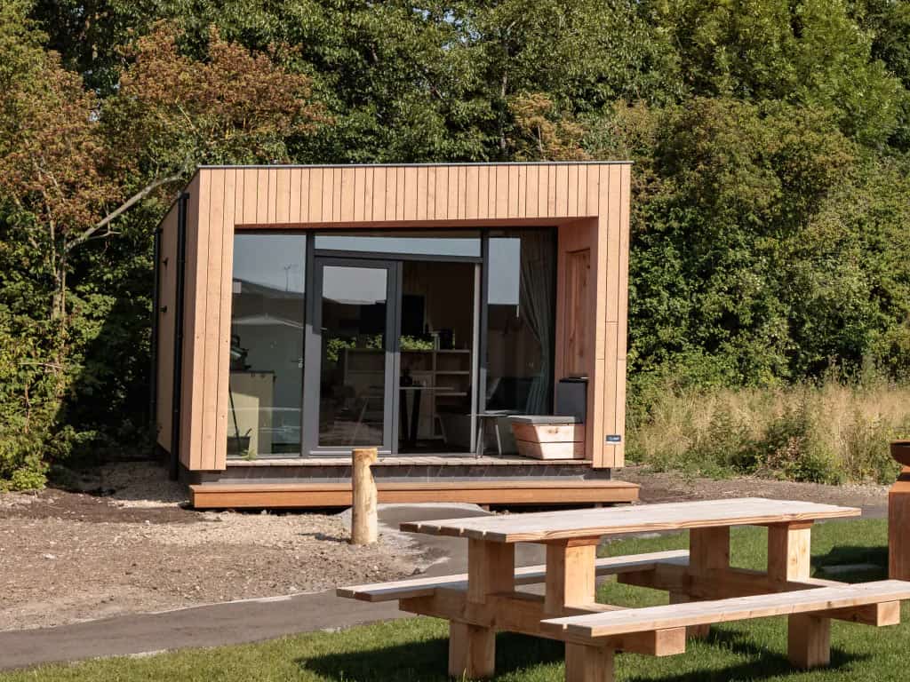 Impressie van lodge Tiny House 2 voor 2 personen op Roompot Noordzee Résidence De Banjaard in Kamperland