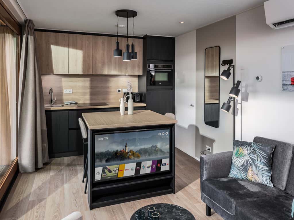 Impressie van de inrichting in de Wellness Lodge 2 voor 2 personen op Roompot Beach Resort Brouwersdam