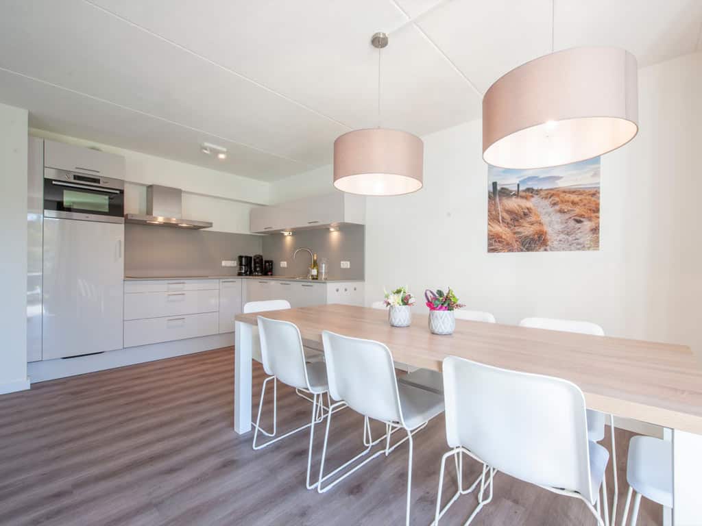 Impressie van de inrichting van de kindervilla R7 voor 6 personen op Roompot Noordzee Résidence De Banjaard in Zeeland