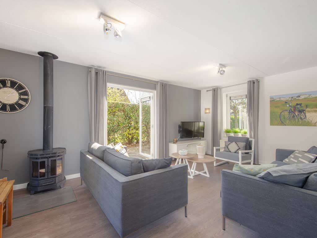 Impressie van de inrichting van de villa R8C voor 8 personen op Roompot Noordzee Résidence De Banjaard in Zeeland