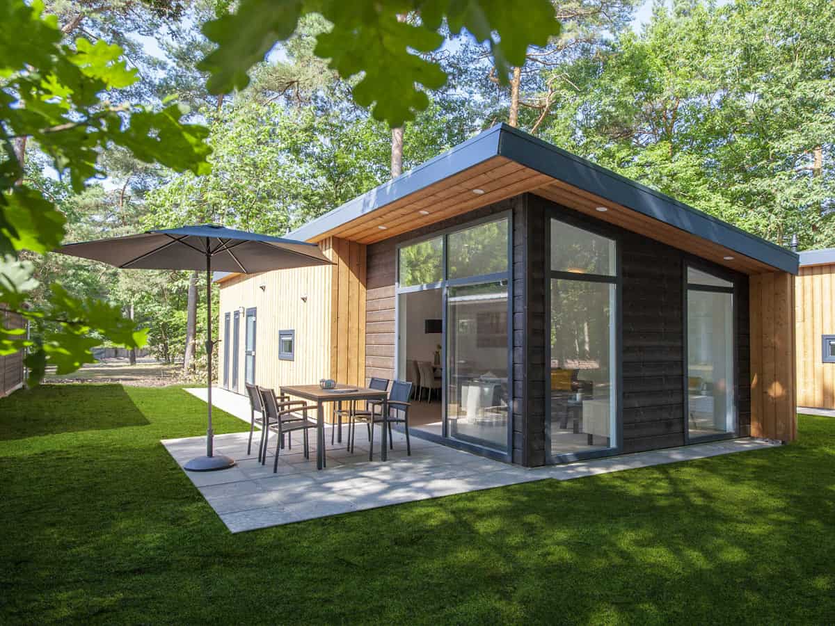 Impressie van lodge 6 op Roompot Bospark ‘t Wolfsven, een vakantiehuis voor 6 personen in Mierlo Noord-Brabant
