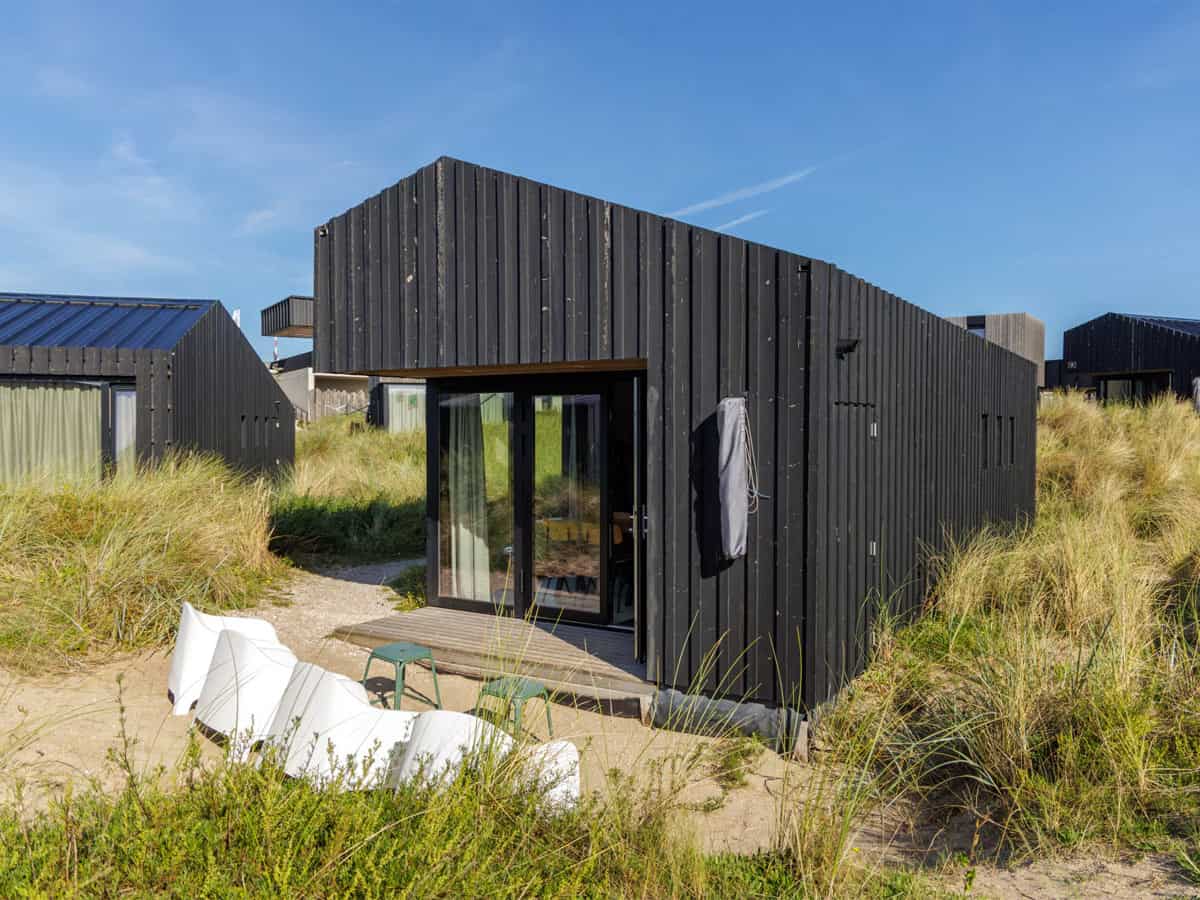 Impressie van lodge Pitstop 4 op Roompot Zandvoort, een vakantiehuisje voor 4 personen op het strand in Zandvoort