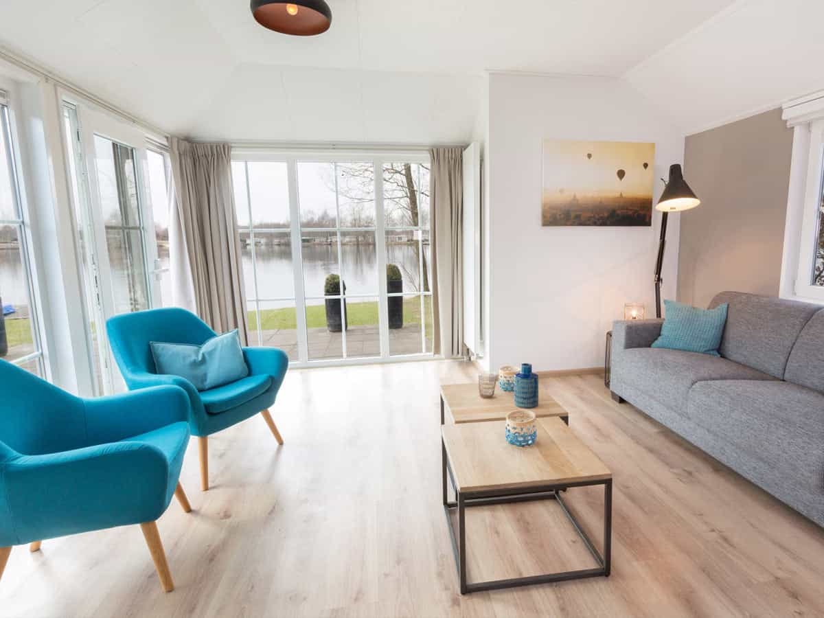 Impressie van de inrichting van chalet Twents Buitenverblijf 6 voor 6 personen op Roompot Recreatiepark De Tolplas
