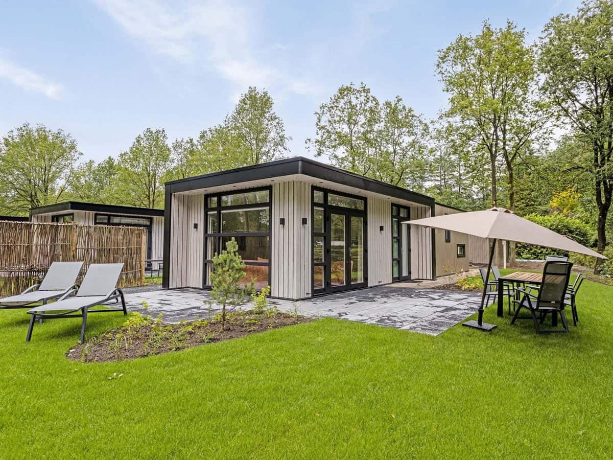 Impressie van lodge Bosvlucht, een vakantiehuis voor 6 personen op TopParken Resort de Brabantse Kempen