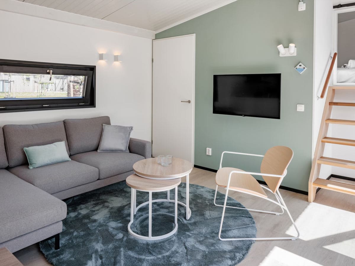 Impressie van de inrichting van lodge Meadow Teens 6 voor 6 personen op Roompot Lakeside Resort Brielle