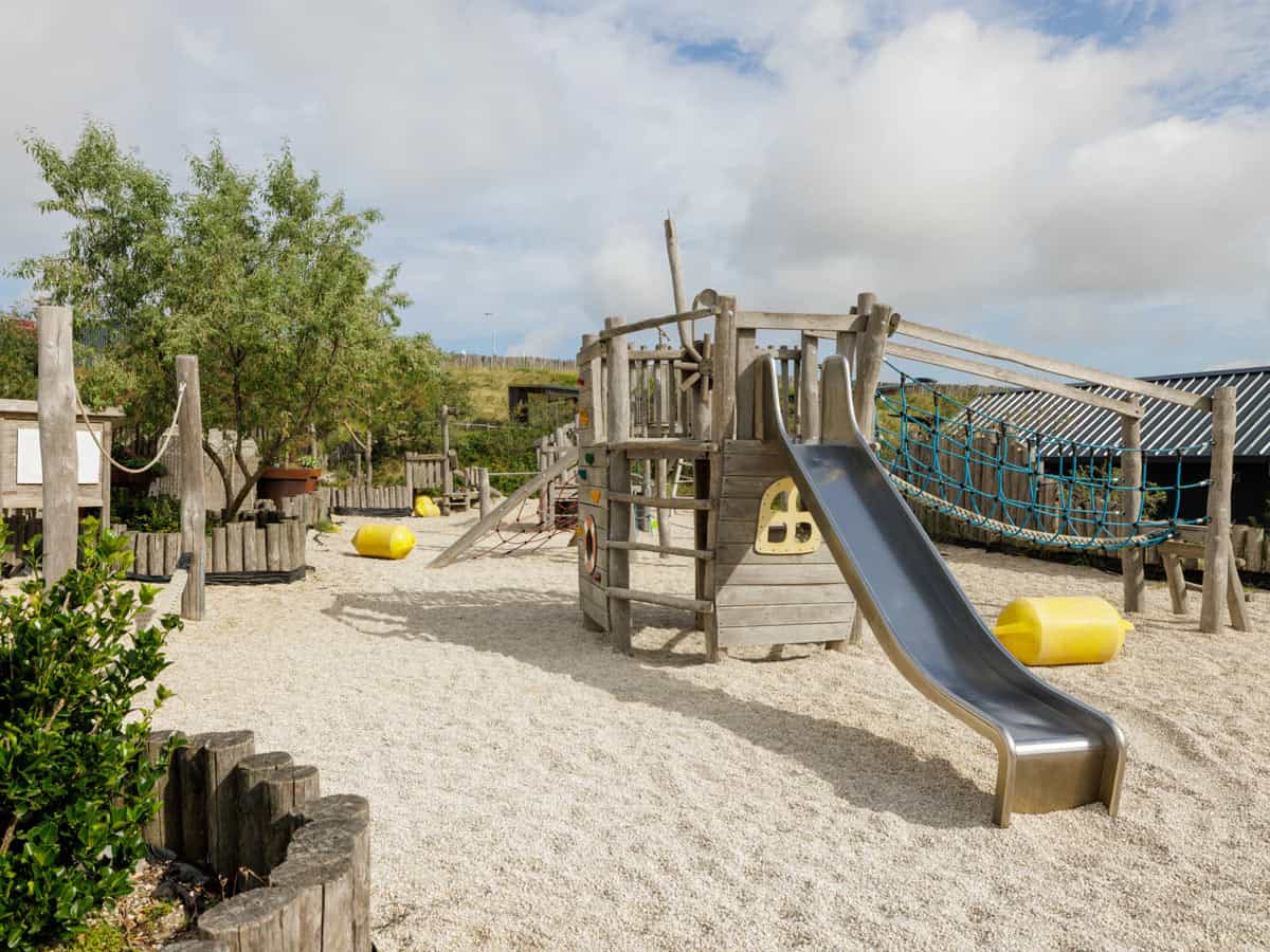 Impressie van de speeltuin op Roompot Bloemendaal aan Zee in Overveen