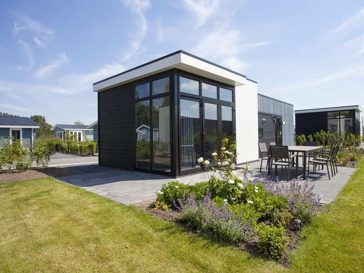 Impressie van chalet Cube la Mer 4, een vakantiehuis in Gelderland voor 4 personen op EuroParcs Bad Hulckesteijn in Nijkerk
