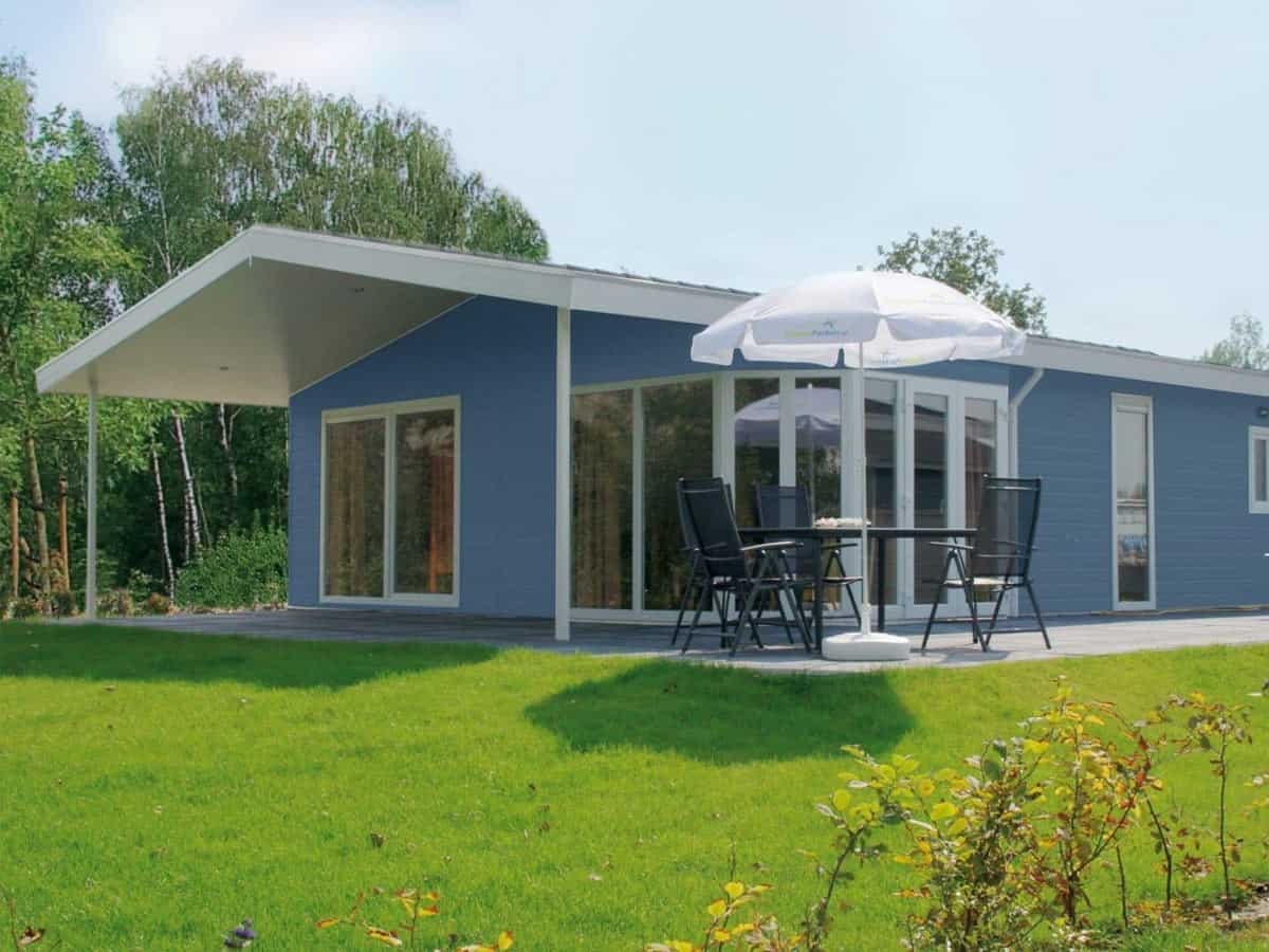 Impressie van chalet Veranda 4, een vakantiehuis in Gelderland voor 4 personen op EuroParcs Bad Hulckesteijn in Nijkerk