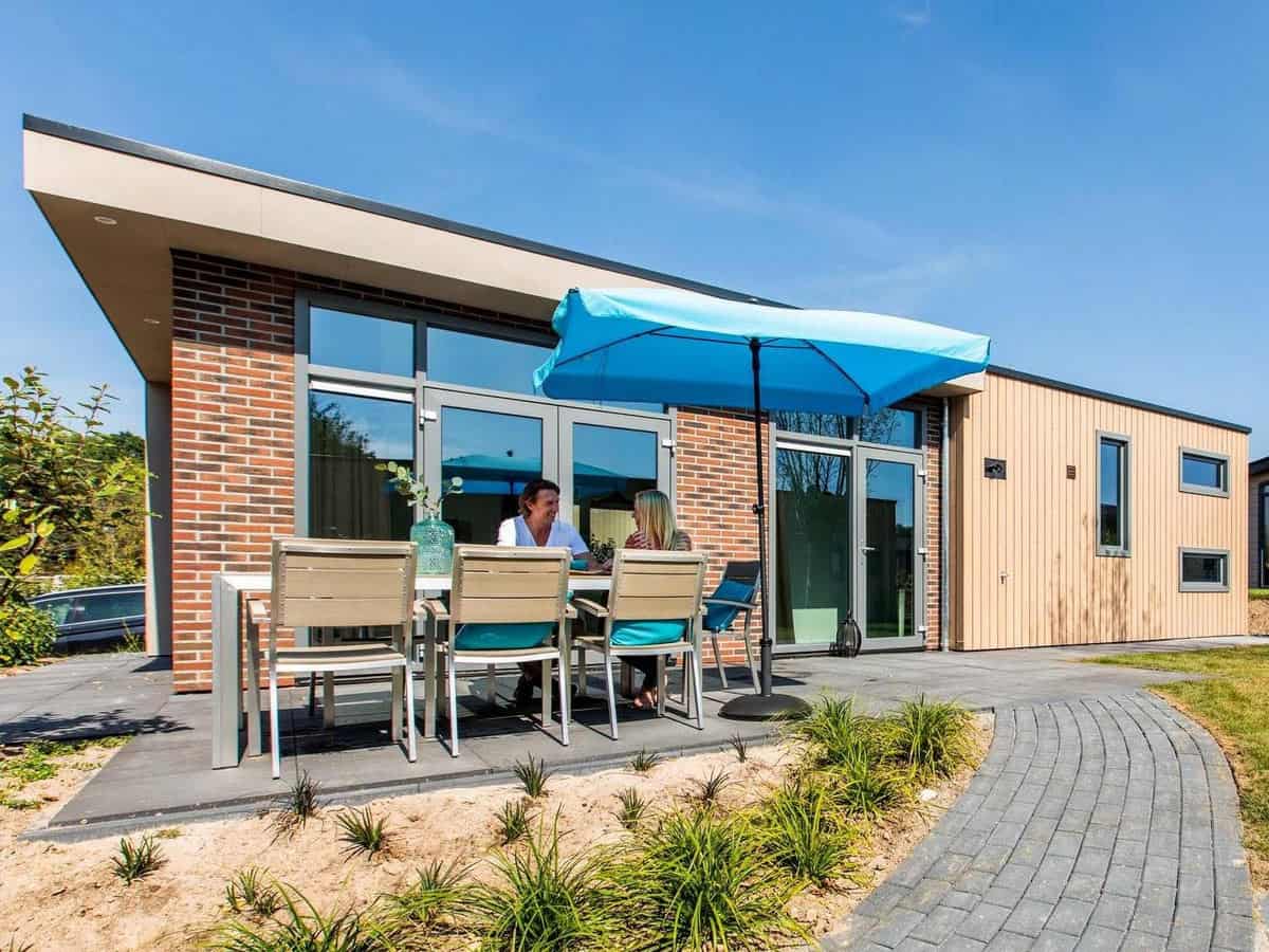Impressie van lodge Module Special Wellness voor 6 personen op TopParken Résidence Valkenburg, een vakantiepark tussen de heuvels in Limburg
