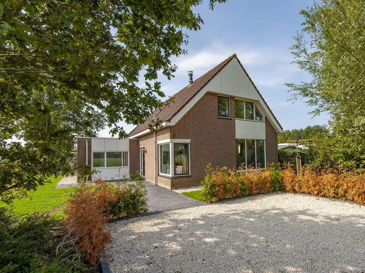 Impressie van Groepsaccommodatie 12, een villa in Hellevoetsluis voor 12 personen op EuroParcs Poort van Zeeland