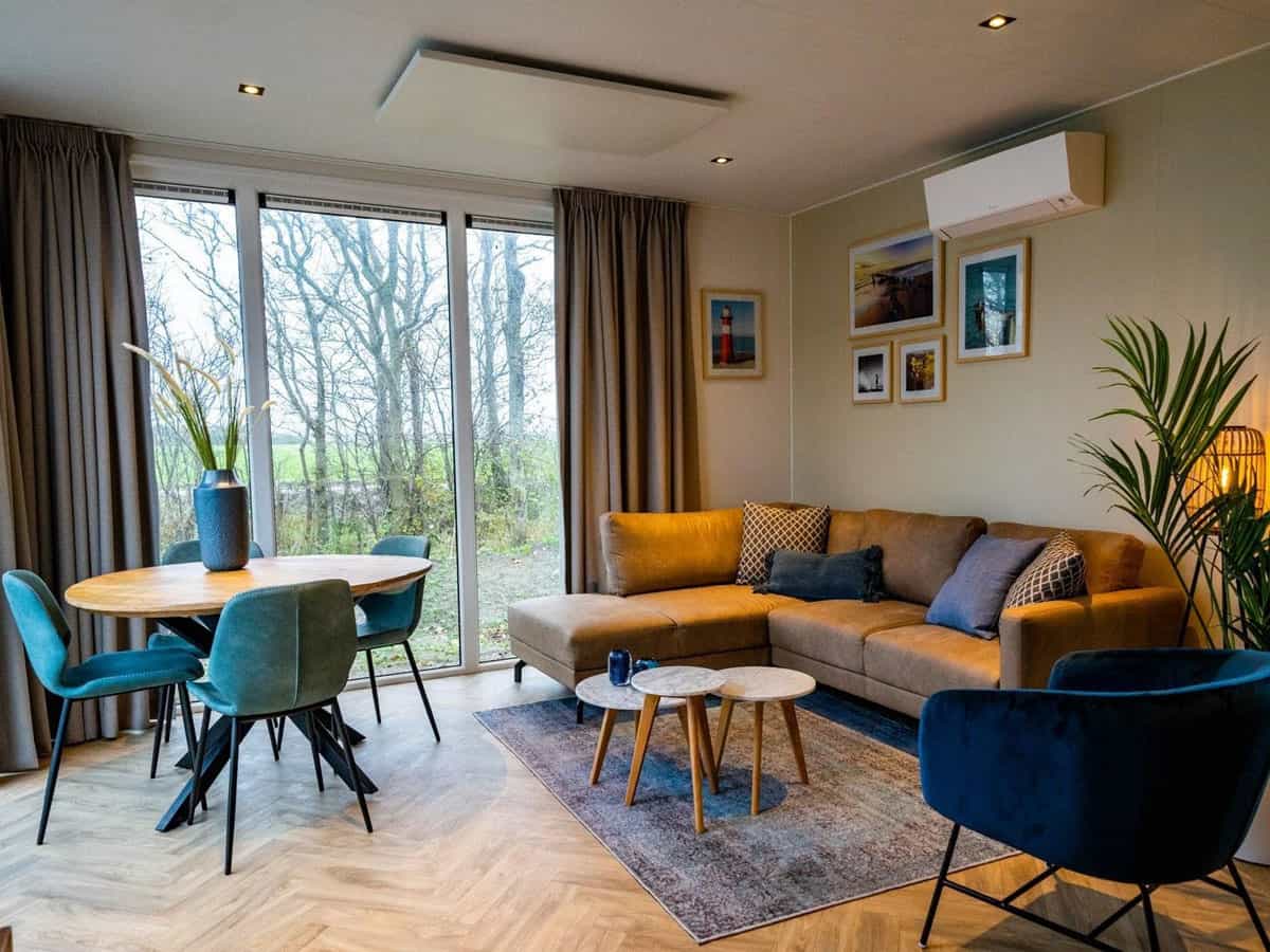 Impressie van de inrichting van chalet Pavilion 4 voor 4 personen op EuroParcs Texel in De Cocksdorp