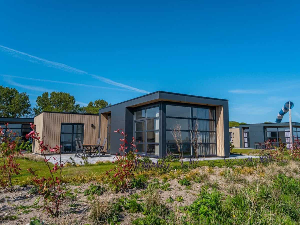 Impressie van de L-Cube 4, een vakantiehuis in Enkhuizen voor 4 personen op EuroParcs Enkhuizer Strand